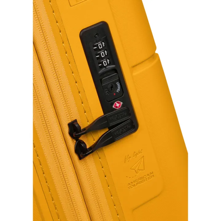 Transavia Trolleys|Ryanair Trolleys>American Tourister Dashpop Spinner 55 Exp golden yellow
