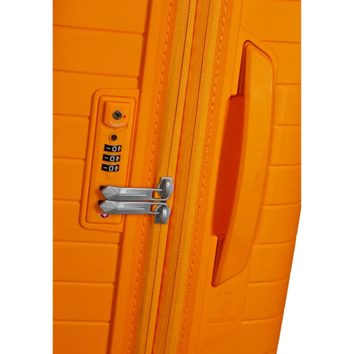 Reistrolleys|Reiskoffers>American Tourister FastForward Spinner 78/29 TSA Exp radiant orange