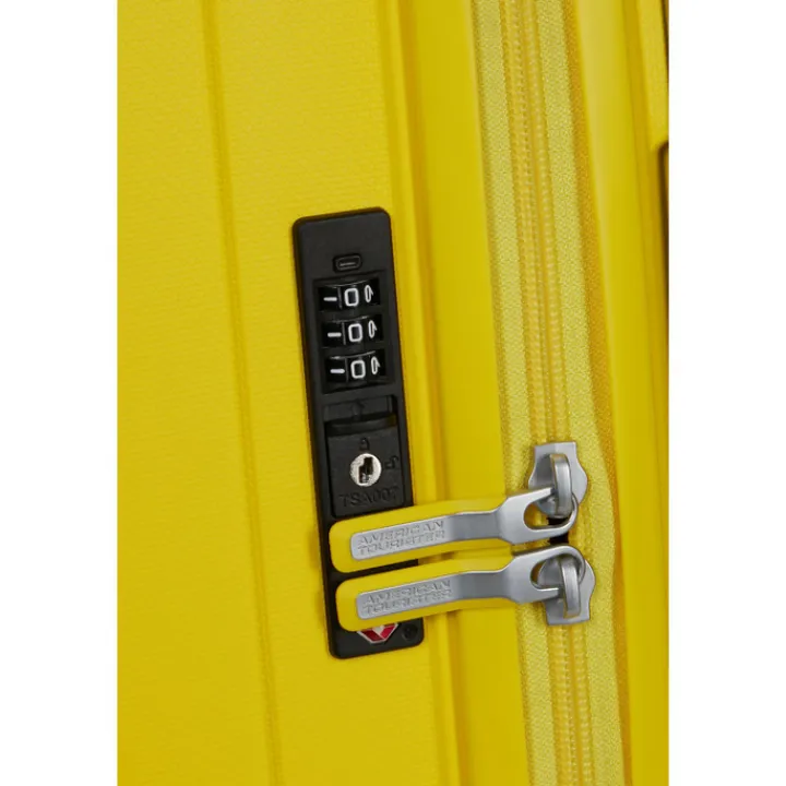Transavia Trolleys|Ryanair Trolleys>American Tourister Rejoy Spinner 55/20 TSA electric yellow