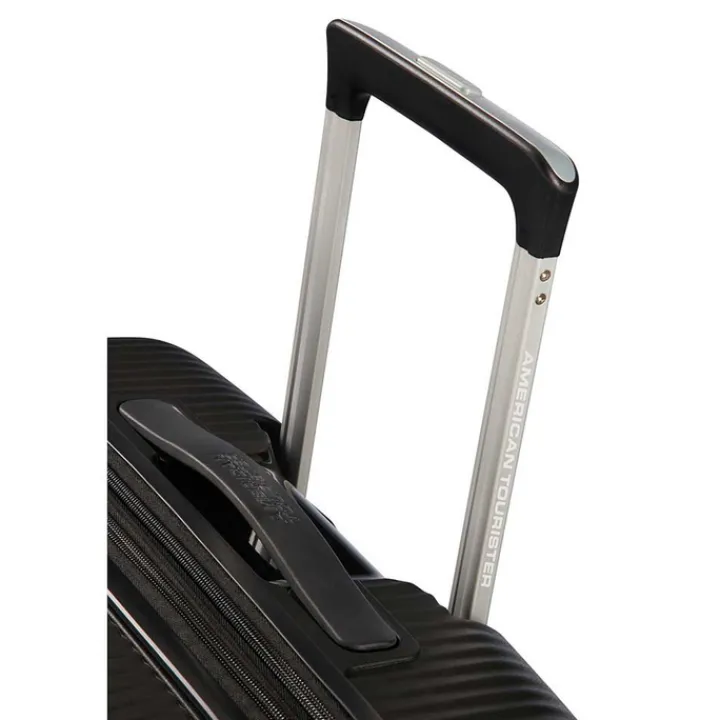 Transavia Trolleys|Ryanair Trolleys>American Tourister Soundbox Spinner 55 Expandable bass black