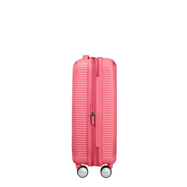 Transavia Trolleys|Ryanair Trolleys>American Tourister Soundbox Spinner 55 Expandable sun kissed coral