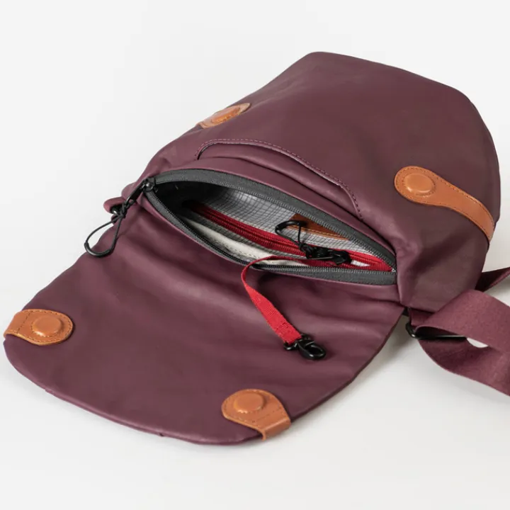 Schoudertassen|Crossbody>Aunts & Uncles Kazo cherry laquer