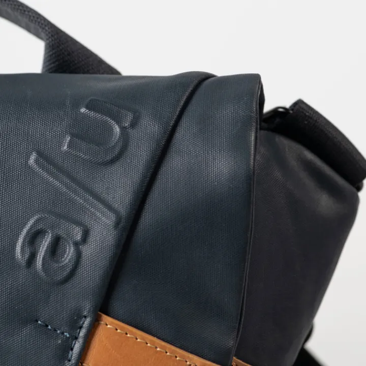 Crossbody|Schoudertassen>Aunts & Uncles Kazo night blue