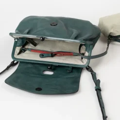 Crossbody|Clutches><noscript><img width=