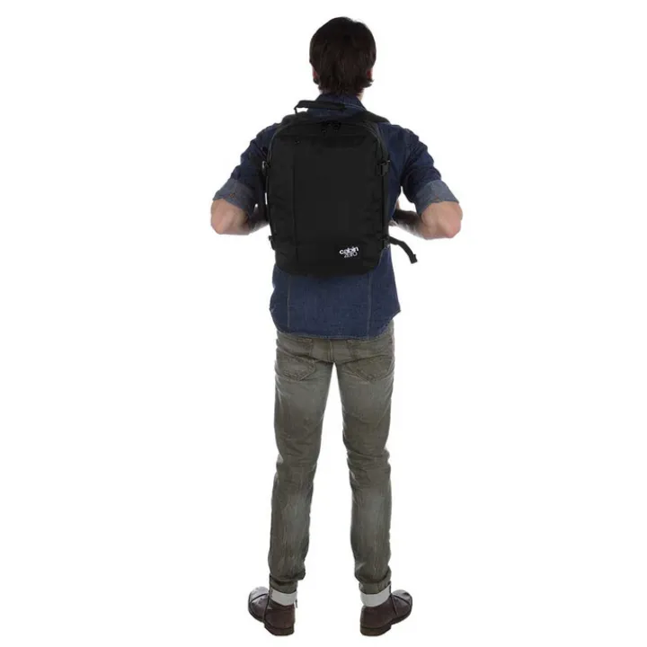 Heren Rugzakken|Dames Rugzakken>CabinZero Classic 28L Ultra Light Cabin Bag absolute black