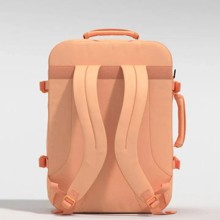 Grote Rugzakken|Daypack>CabinZero Classic 44L Ultra Light Cabin Bag sunny day