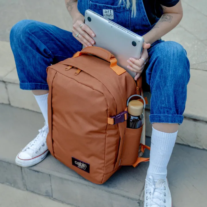 Kleine Reistassen|Handbagage Reistassen>CabinZero Classic 28L Ultra Light Cabin Bag Tech cinnamon