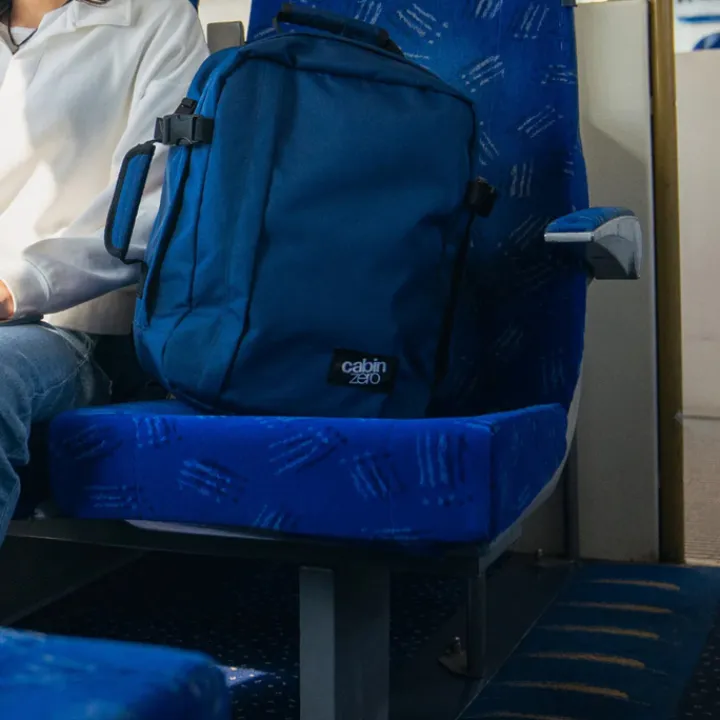 Kleine Reistassen|Handbagage Reistassen>CabinZero Classic 28L Ultra Light Cabin Bag Tech navy