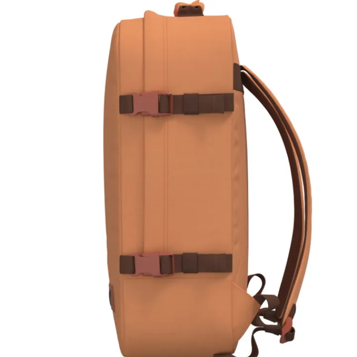 Grote Rugzakken|Heren Rugzakken>CabinZero Classic 44L Ultra Light Cabin Bag gobi sands