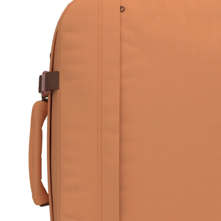Grote Rugzakken|Heren Rugzakken>CabinZero Classic 44L Ultra Light Cabin Bag gobi sands