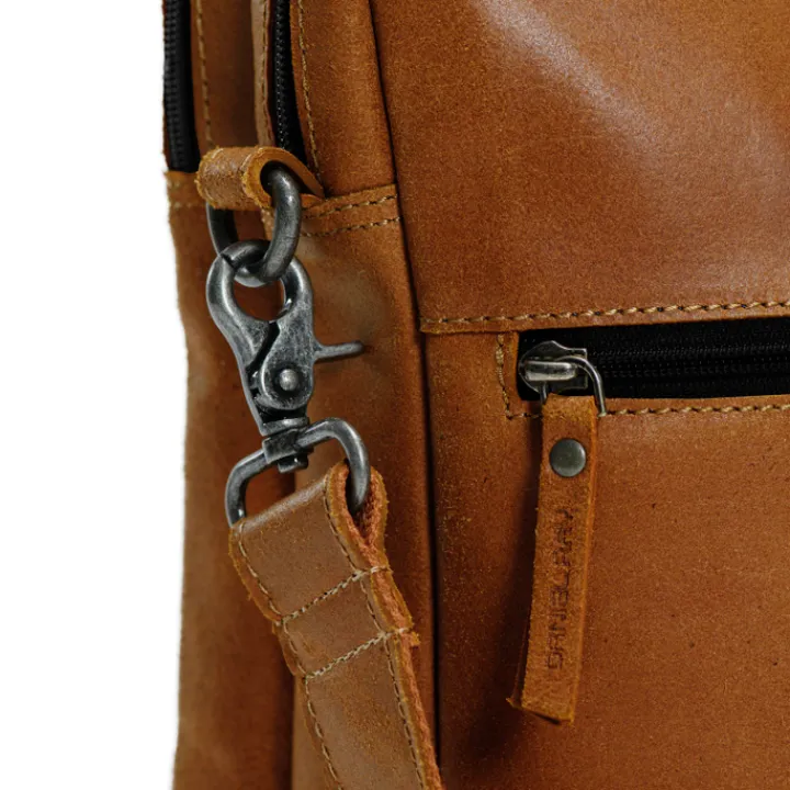 Herentassen|15.6 Inch Laptoptassen>Daniel Ray Armidale Laptopbag cognac