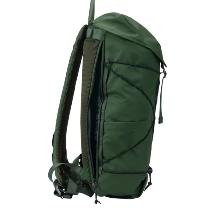 Wandelrugzakken|15 Inch Laptoptassen>Elliker Wharfe Flap Over Backpack 22L green