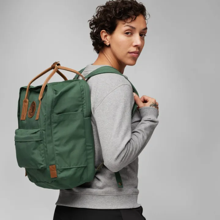 Kleine Rugzakken|Heren Rugzakken>Fjallraven Kanken No. 2 Laptop Backpack 15" deep patina