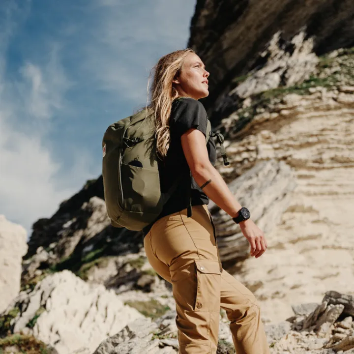 Wandelrugzakken|Hiking Backpacks>Fjallraven Ulvo 23 dark grey