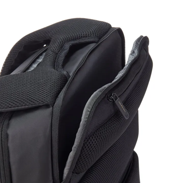 Schoolrugzak|Heren Schooltassen>Hedgren Commute Rail Laptoprugzak black