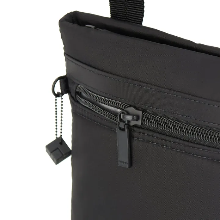 Schoudertassen|Damestassen>Hedgren Inner City Leonce Schoudertas black