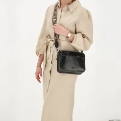 Schoudertassen|Crossbody>Hide & Stitches Next Navajo Shoulderbag black