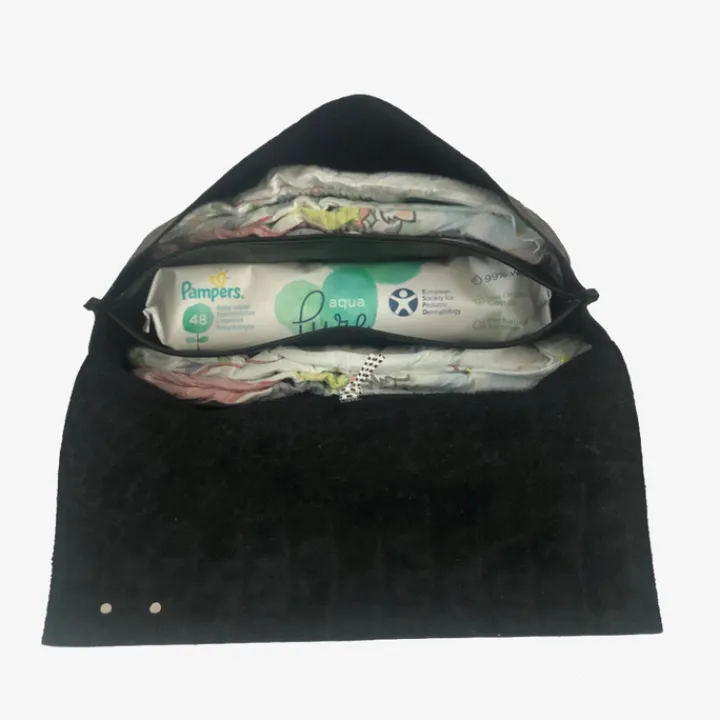 Luiertassen|Damestassen>Mozz Luier Etui black dots reverse