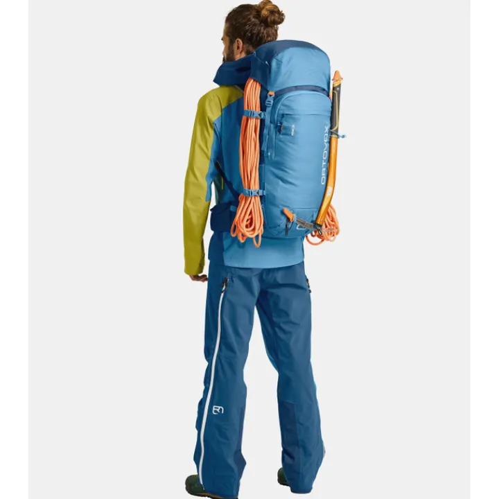 Wintersport Rugzakken|Wandelrugzakken>Ortovox Peak 35 black-raven