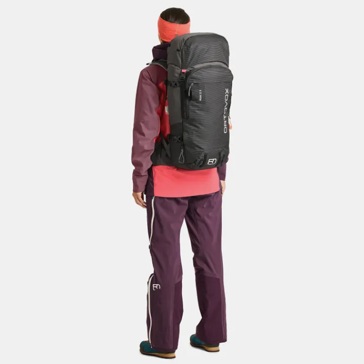 Wintersport Rugzakken|Wandelrugzakken>Ortovox Peak 32 S Backpack black-raven