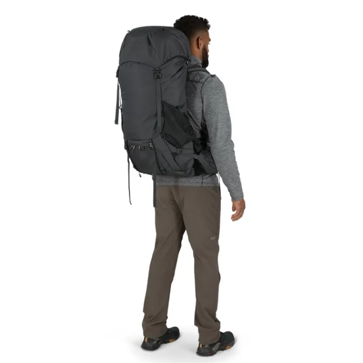 Grote Rugzakken|Trekking Rugzakken>Osprey Rook 50 dark charcoal/silver lining