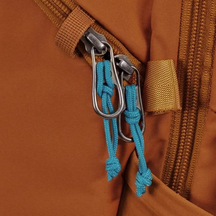 Kleine Rugzakken|Daypack>Pacsafe Eco 18L Backpack Econyl canyon