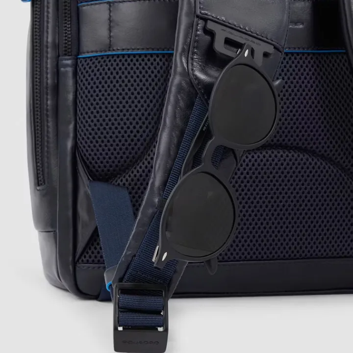Kleine Rugzakken|15.6 Inch Laptoptassen>Piquadro Blue Square Computer Backpack Plain With iPad Pro brown