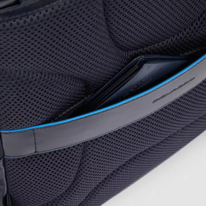 Kleine Rugzakken|15.6 Inch Laptoptassen>Piquadro Blue Square Computer Backpack Plain With iPad Pro brown