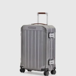Transavia Trolleys|Ryanair Trolleys><noscript><img width=