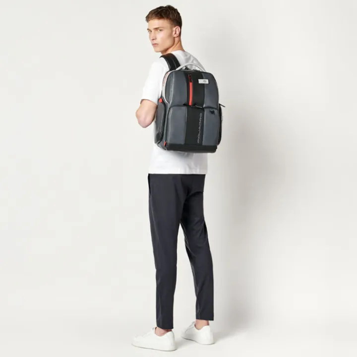 15.6 Inch Laptoptassen|Leren Laptoptassen>Piquadro Urban PC and iPad Backpack with Anti theft cable grey black