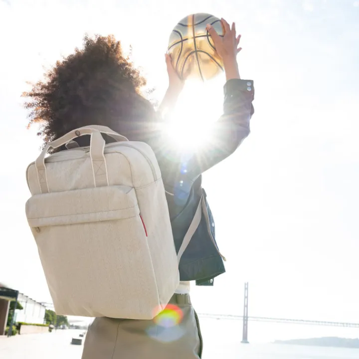 15.6 Inch Laptoptassen>Reisenthel Travelling Allday Backpack M herringbone sand