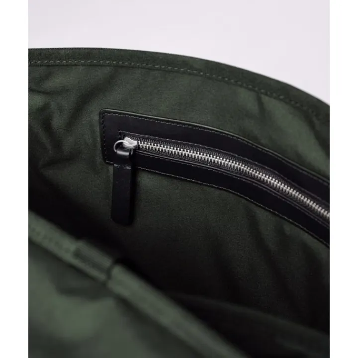 Herentassen|Laptop Schoudertassen>Sandqvist Everyday Messenger Bag dark green