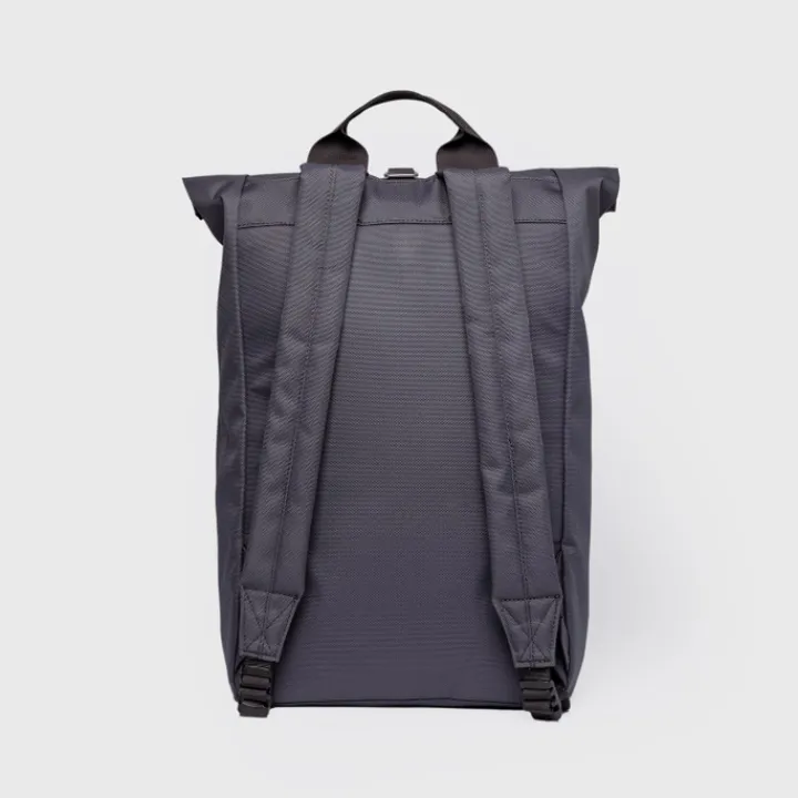 Kleine Rugzakken|Daypack>Sandqvist Ground Rolltop Backpack L asphalt with black webbing