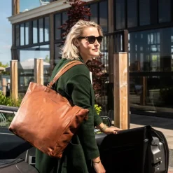 Shoppers|Schoudertassen>The Chesterfield Brand Berlin Shopper Large cognac