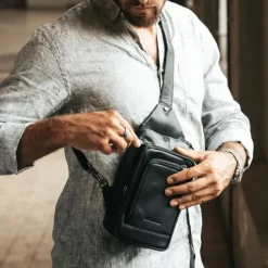 Sling Bags|Herentassen>The Chesterfield Brand Riga black