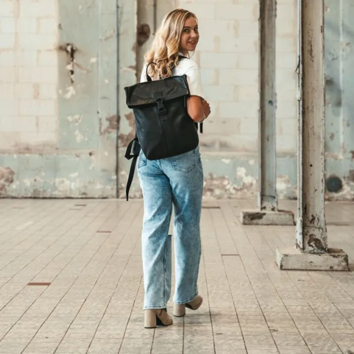 Kleine Rugzakken|Daypack>The Chesterfield Brand Savona Rugzak zwart