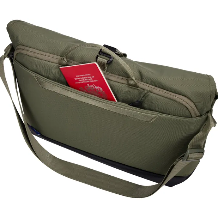 Herentassen|14 Inch Laptoptassen>Thule Paramount Crossbody 14L soft green