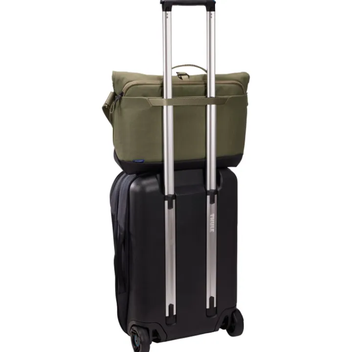 Herentassen|14 Inch Laptoptassen>Thule Paramount Crossbody 14L soft green