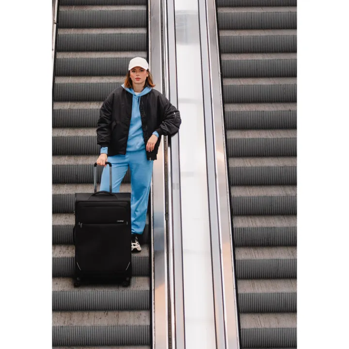 Reistrolleys|Reiskoffers>Travelbags The Base Soft Trolley 79 black