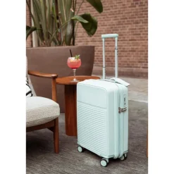 Transavia Trolleys|Ryanair Trolleys><noscript><img width=