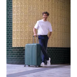 Reistrolleys|Reiskoffers>Travelite Elvaa 4 Wiel Trolley M Expandable bluegrey