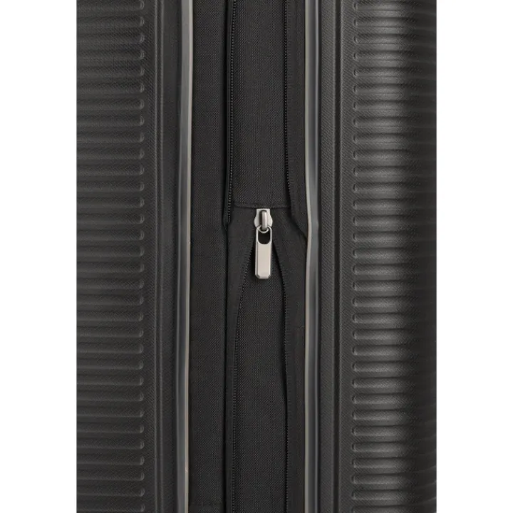 Reistrolleys|Reiskoffers>Travelite Roomer 4w Trunk M black