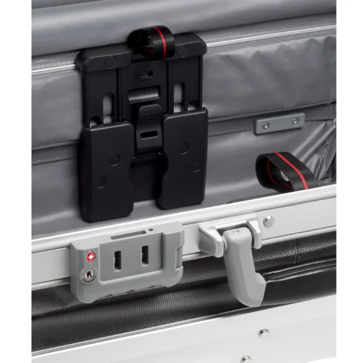 Transavia Trolleys|Klm Trolleys>Tumi 19 Degree Aluminium International Expandable Carry-On silver