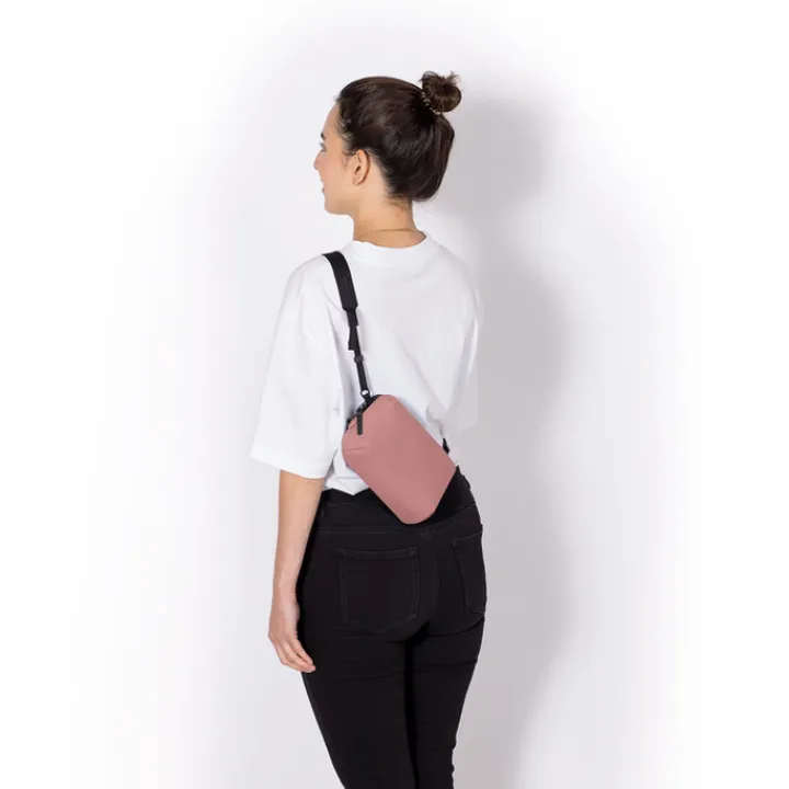 Heuptassen>Ucon Acrobatics Ando Hipbag dark rose