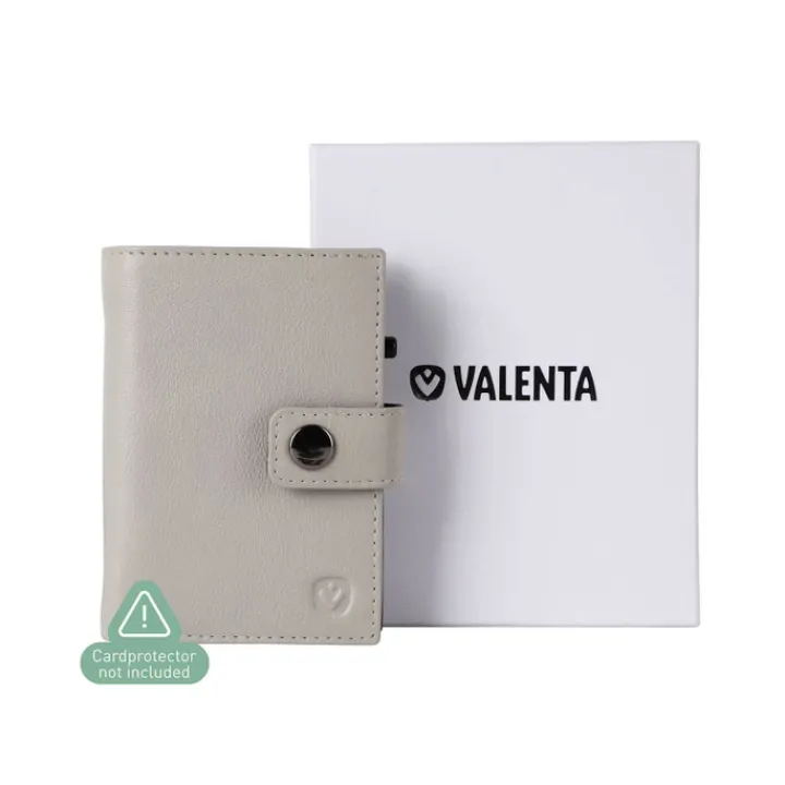 Pasjeshouders|Creditcardhouders>Valenta Card Wallet Leather MagSafe Luxe off white