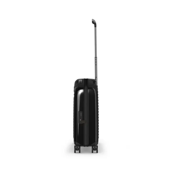 Transavia Trolleys|Ryanair Trolleys>Victorinox Airox Global Hardside Carry-On black