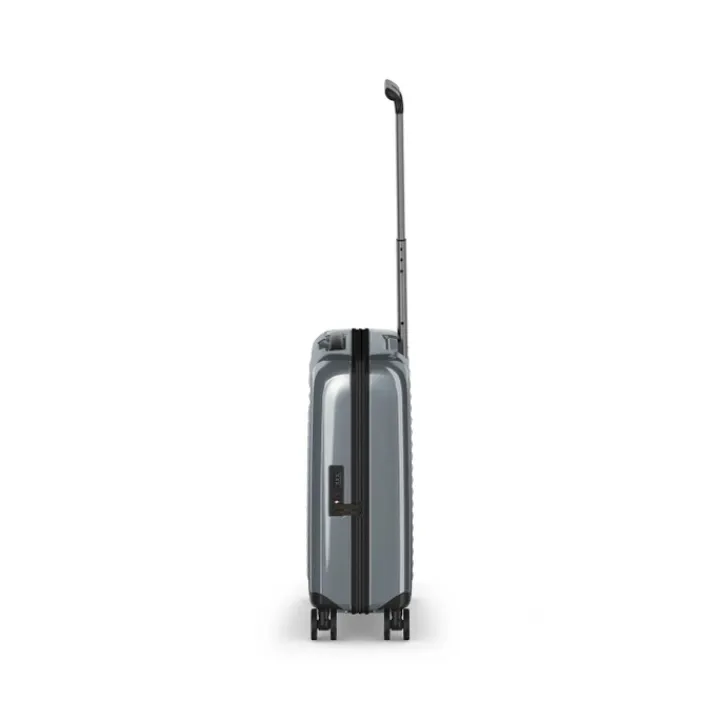 Transavia Trolleys|Ryanair Trolleys>Victorinox Airox Global Hardside Carry-On silver