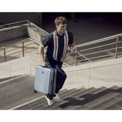 Transavia Trolleys|Ryanair Trolleys>Victorinox Airox Global Hardside Carry-On red