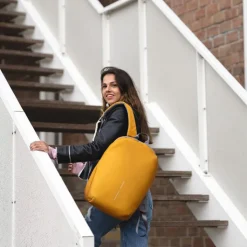 Kleine Rugzakken|Anti Diefstal Rugzakken>XD Design Bobby Soft Anti-Diefstal Rugzak yellow